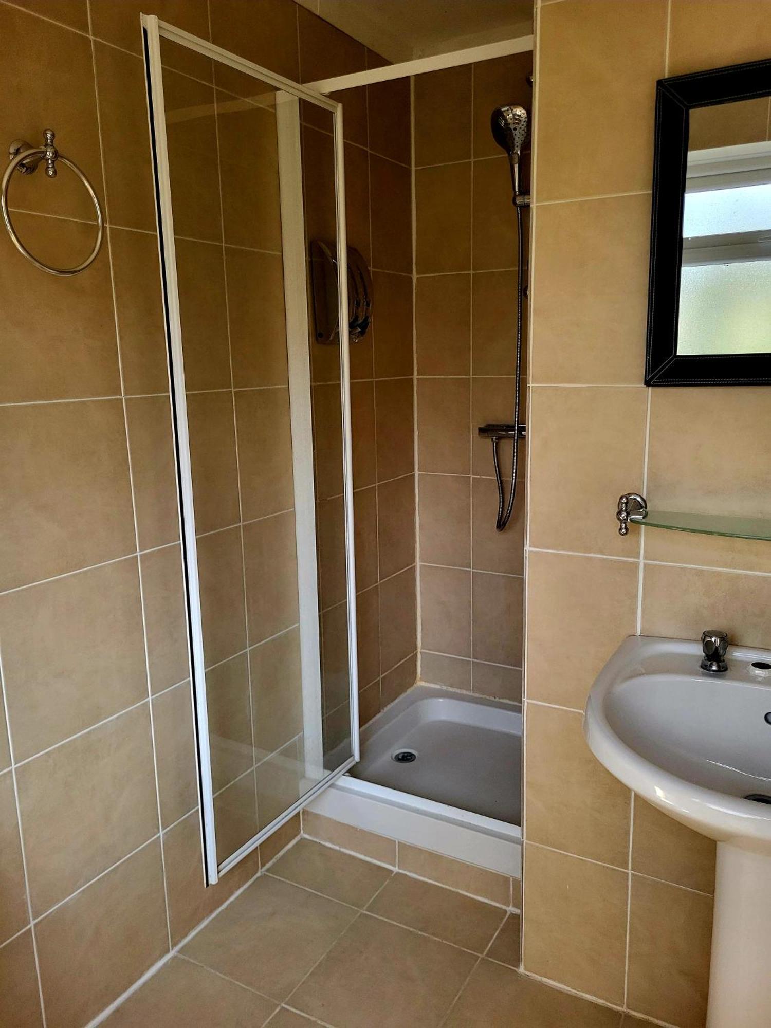 Grandwood House Lodges Τσίτσεστερ Εξωτερικό φωτογραφία