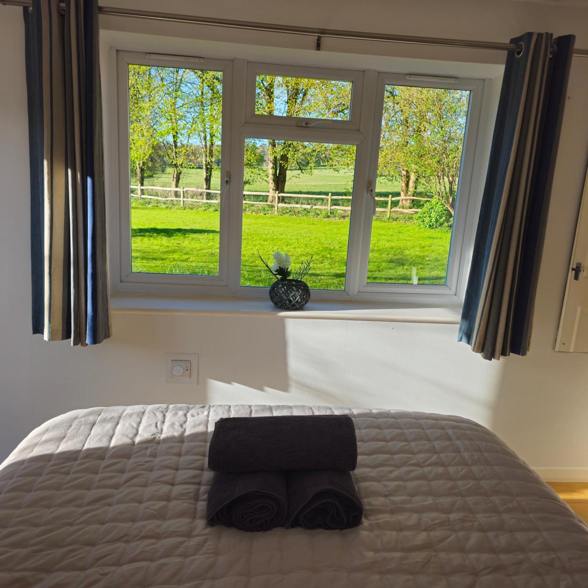 Grandwood House Lodges Τσίτσεστερ Εξωτερικό φωτογραφία